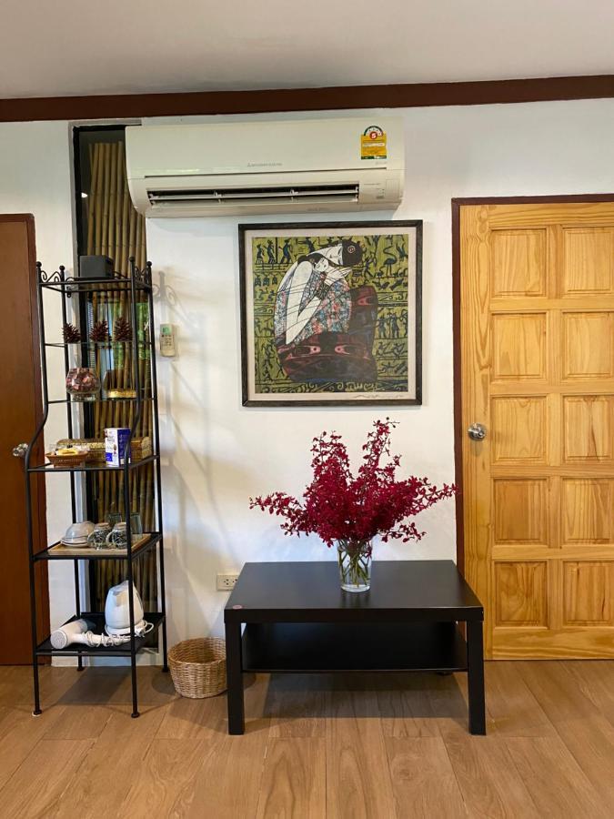 Cozycomo Bangkok Bagian luar foto