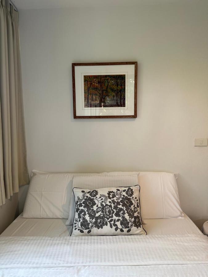 Cozycomo Bangkok Bagian luar foto
